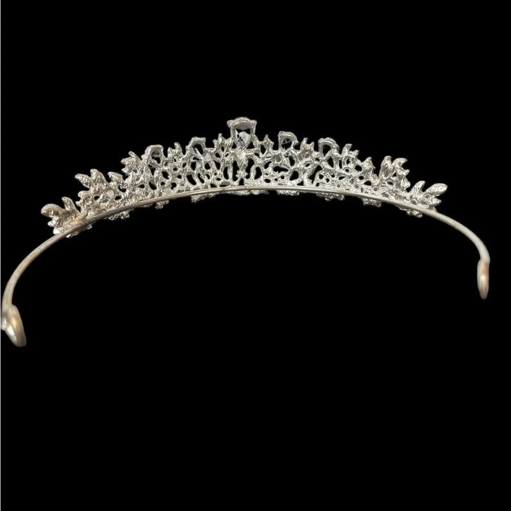 ELEGANT JEWEL TIARA FOR THAT SPECIAL DAY‎
